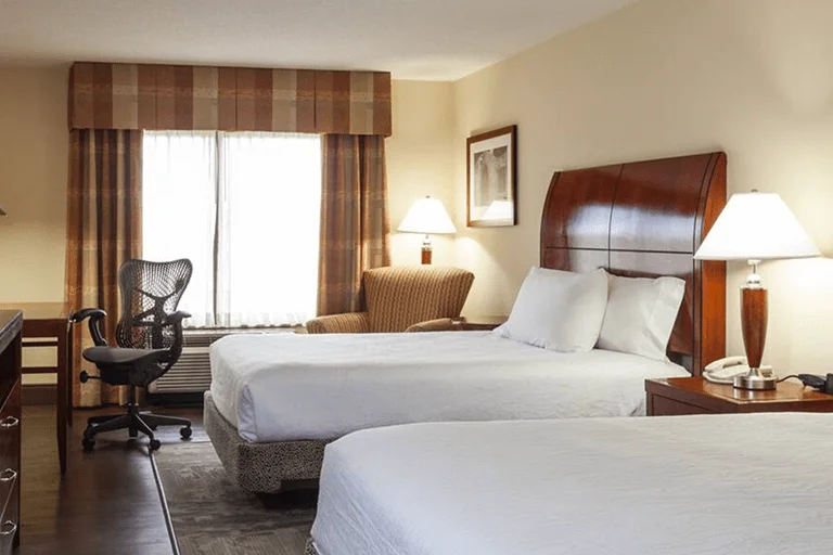 HGI El Paso University Room