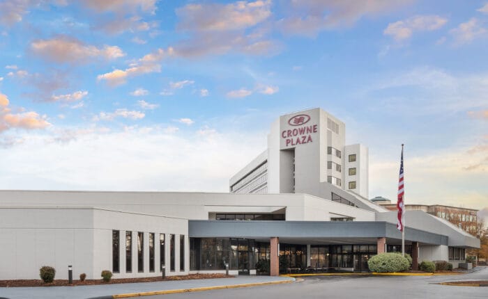 Crowne Plaza hotel in Virginia Beach